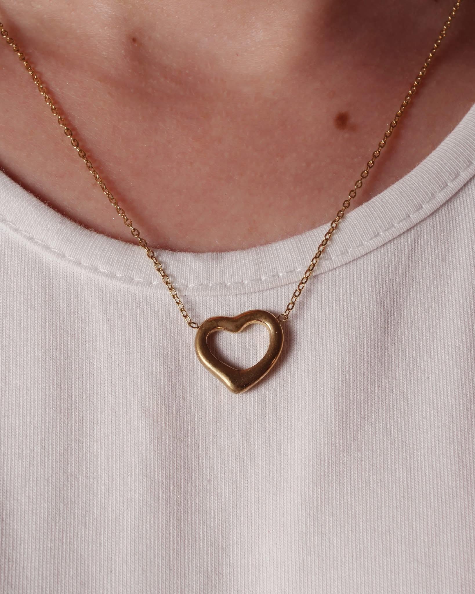 collier petit coeur